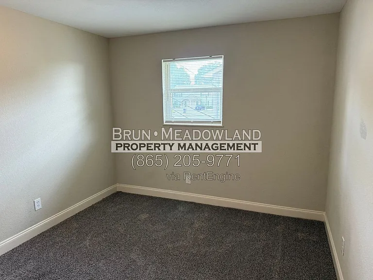 5540 N Broadway St #8 — Photo 14