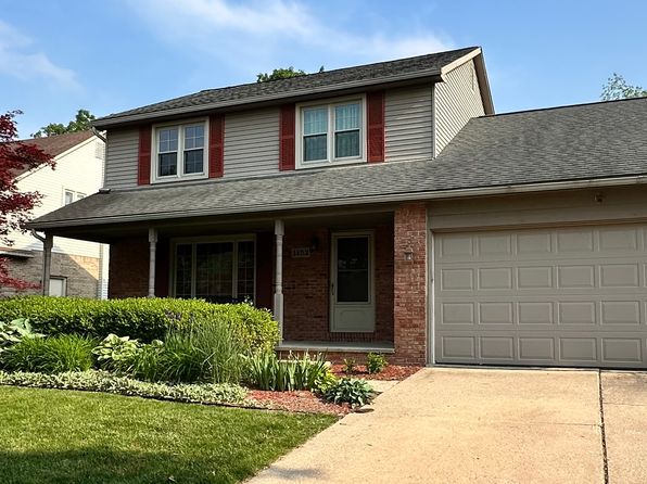 1452 S Hidden Creek Dr
