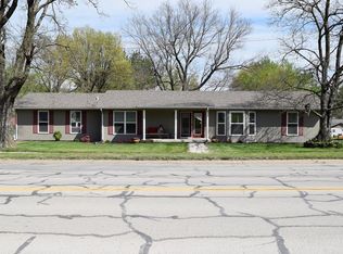 105 N 5th St, Fredonia, KS 66736