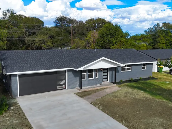 1121 Victoria St, Waco, TX 76705