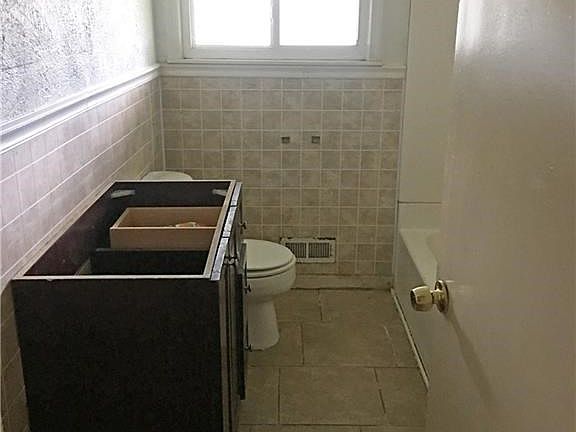 5510 Fleming Flint_For Sale (3).jpg