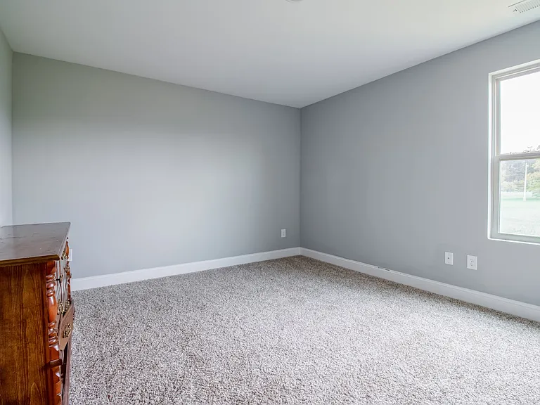 628 Bella Ct — Photo 46