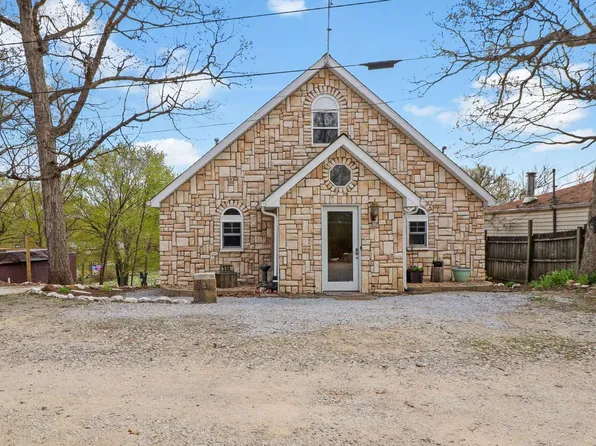 584 Lake Eliza Gtwy, Hebron, IN 46341