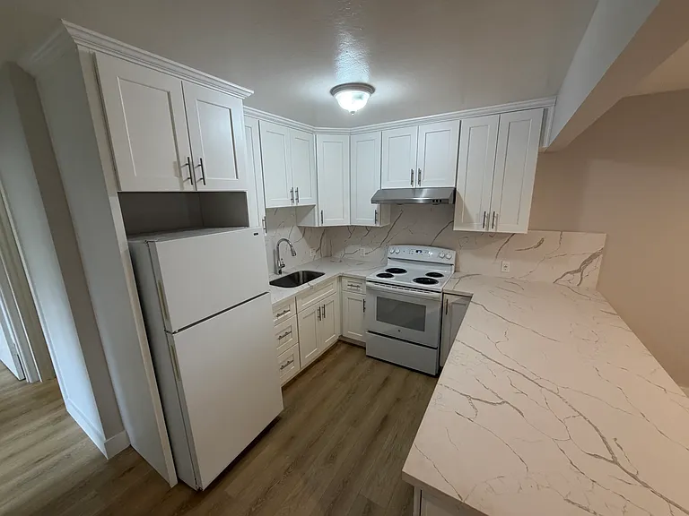 841 Solano Ave #8 — Photo 10