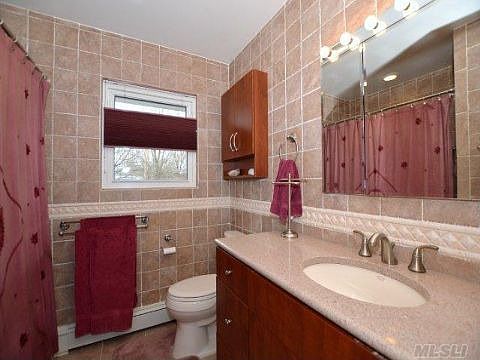 2nd image of 12 Manning Dr