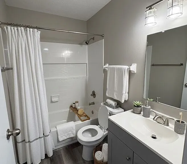 607 Pebble Pl #T — Photo 20
