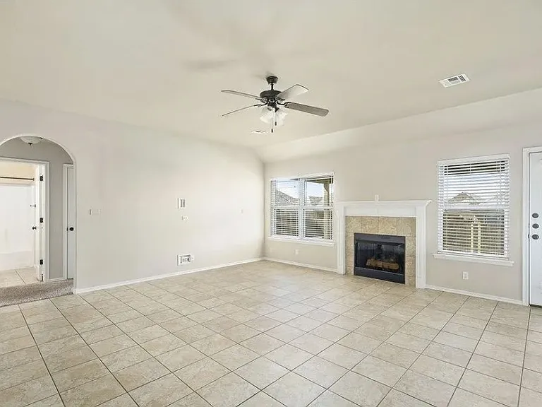 13332 S 21st Pl — Photo 12