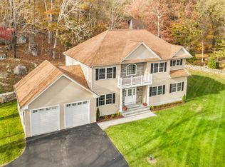 295 Haviland Rd, Stamford, CT 06903