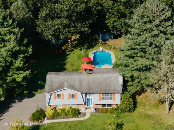 7 Tina Drive, Highland, NY 12528
