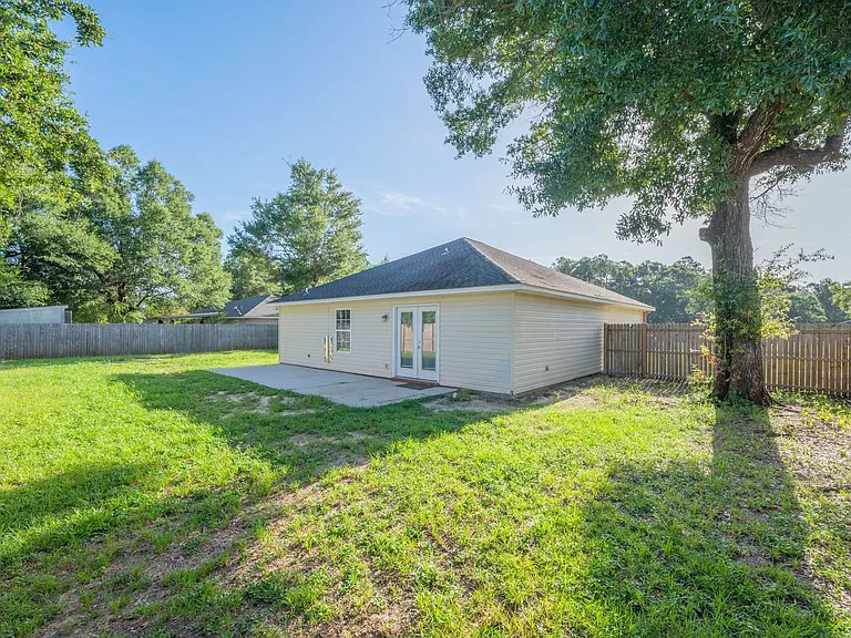 4660 Dove Way — Photo 32