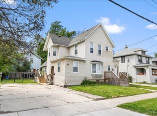 315 Pine St, Joliet, IL 60435