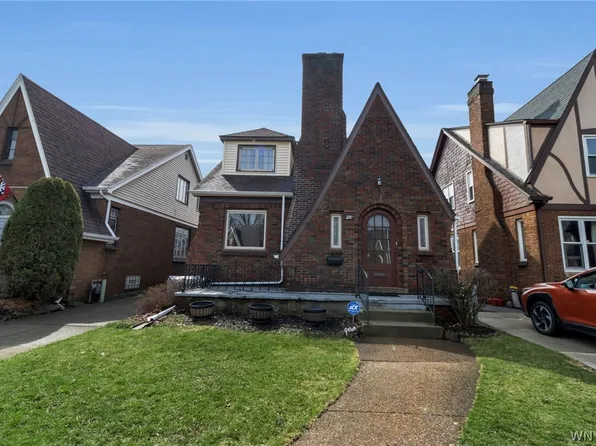 28 Woodward Ave, Kenmore, NY 14217