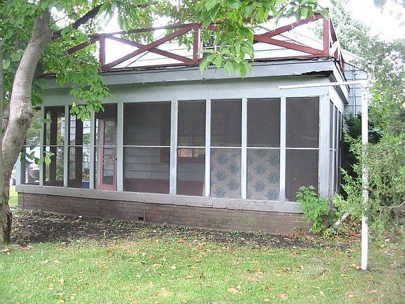 Screened Porch