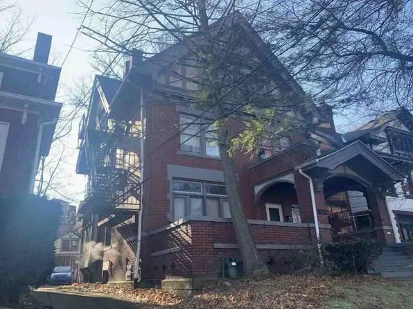 5826 Darlington Rd APT 4, Pittsburgh, PA 15217