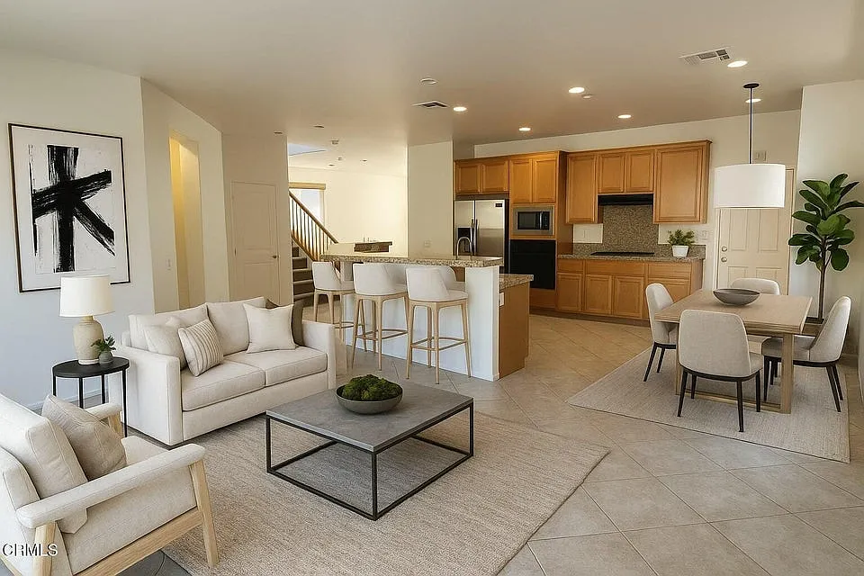 5 bed, 2960 sqft, $5,500 — Photo 4