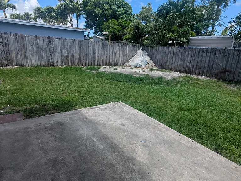 12335 SW 193rd St — Photo 14