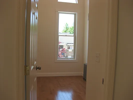 Rented by Berkshire Hathaway HomeServices Laffey International Realty | media 38