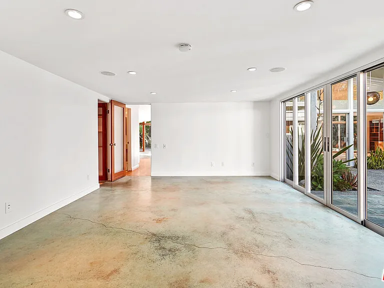 30725 Manzano Dr — Photo 44