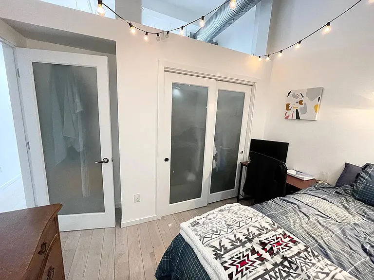 726-28 Market St #405 — Photo 26