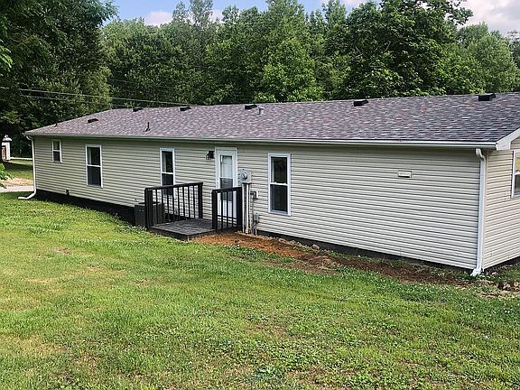 3rd image of 1262 W County Road 50 S