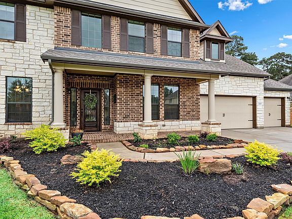 3rd image of 22626 Pineleigh Ct
