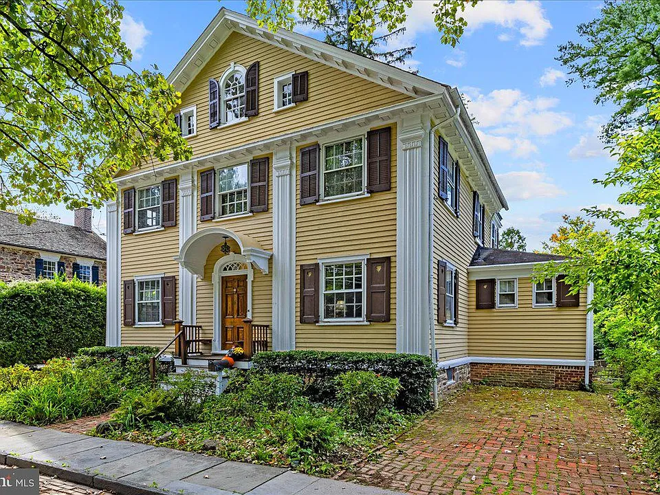 34 Edgehill St