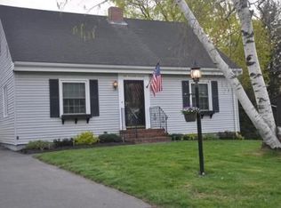 52 Glenn Rd, Lowell, MA 01852