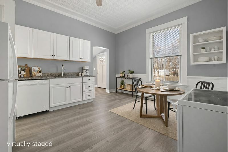 1st image of 275 Market St #B
