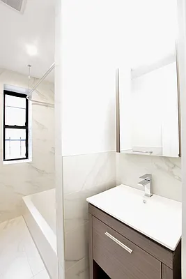 Rented by Bold New York | media 2