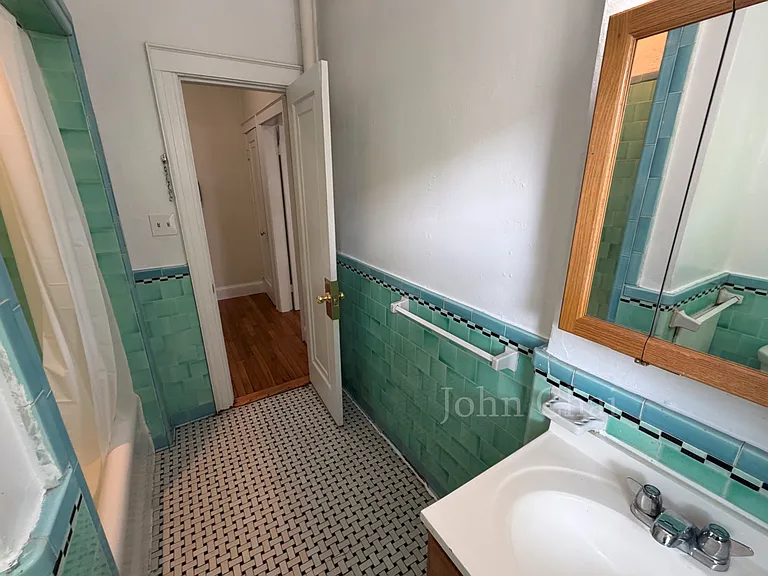 2051 Commonwealth Ave #5 — Photo 29
