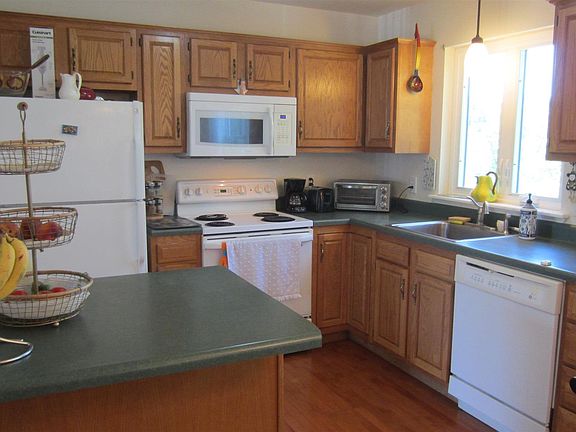 5th image of 27 Eliot Ave