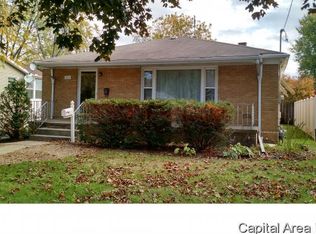 271 N Pleasant Ave, Galesburg, IL 61401
