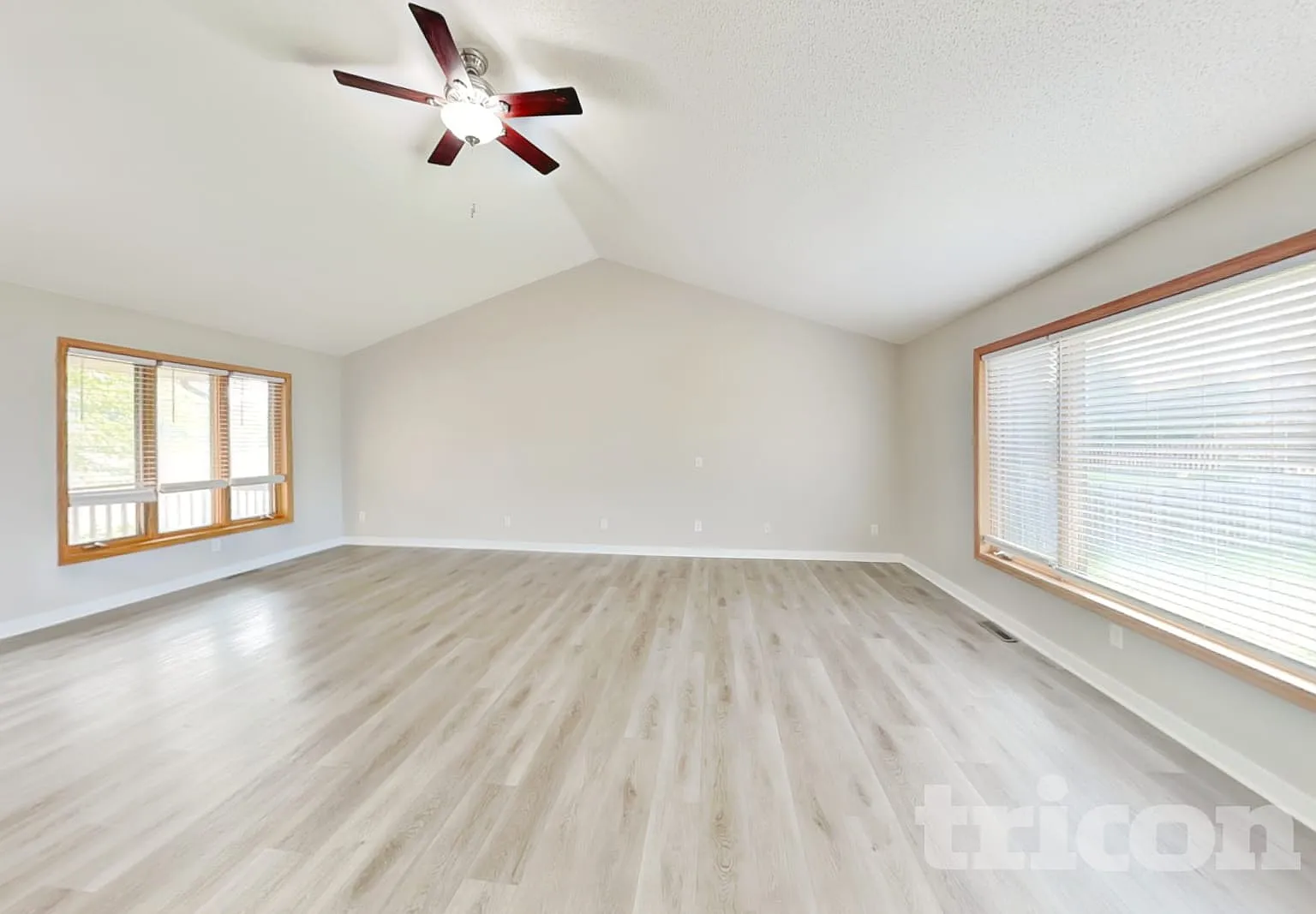 10527 61st PL NE Albertville MN — Photo 2