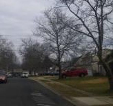 Exterior Neighborhood (street photo)