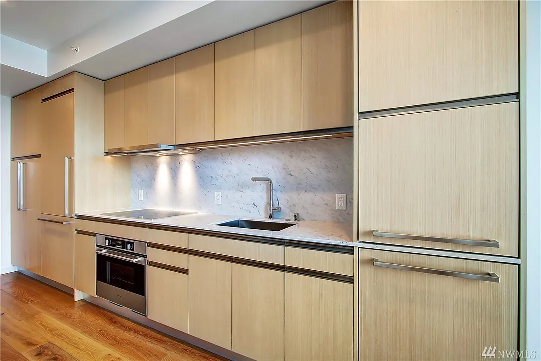 1 bed, 450 sqft, $2,450 — Photo 3