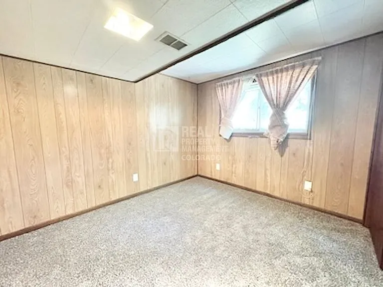 650 S Oswego St — Photo 14