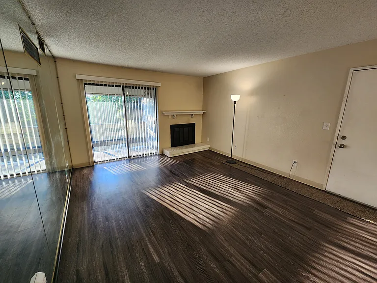 539 Wright St #306 — Photo 14