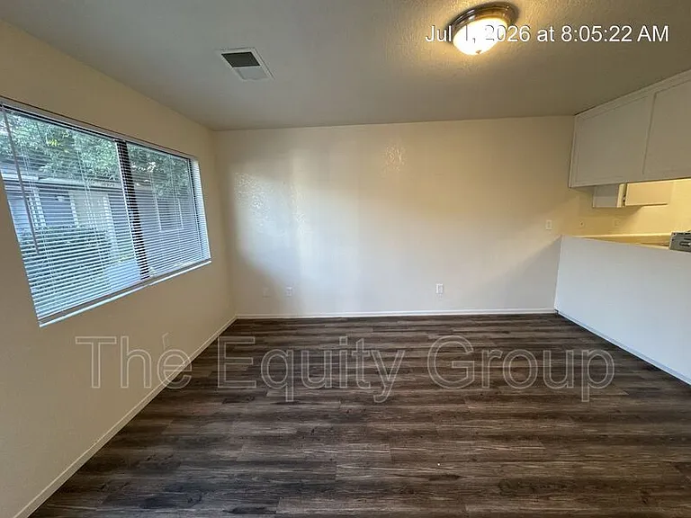 10931 Thompson Dr — Photo 3