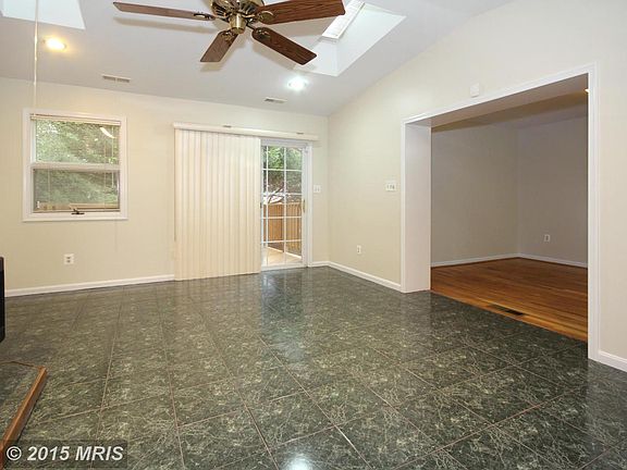 5th image of 4942 Gainsborough Dr