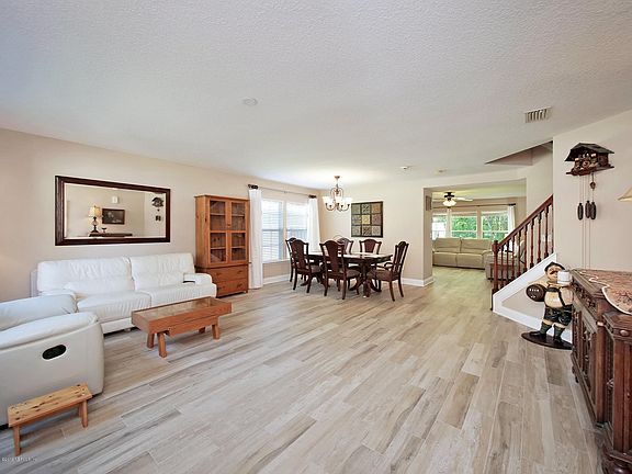 4th image of 3017 Bent Bow Ln