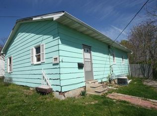 219 E North 6th St, Shelbyville, IL