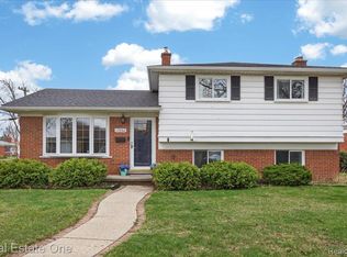 13262 Carol Ave, Warren, MI