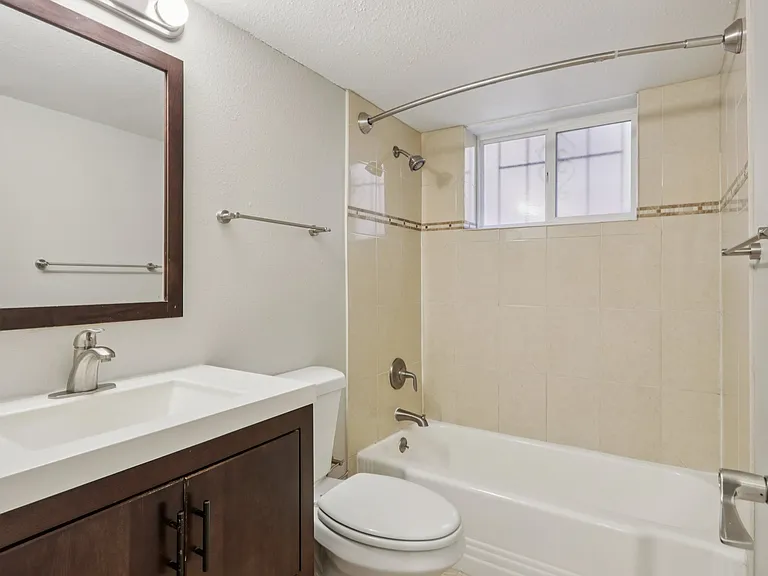 1580 Detroit St — Photo 20