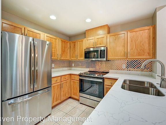 4th image of 16275 NE 85th St APT 111