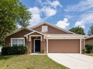 2327 Norwood Pl, Tavares, FL 32778