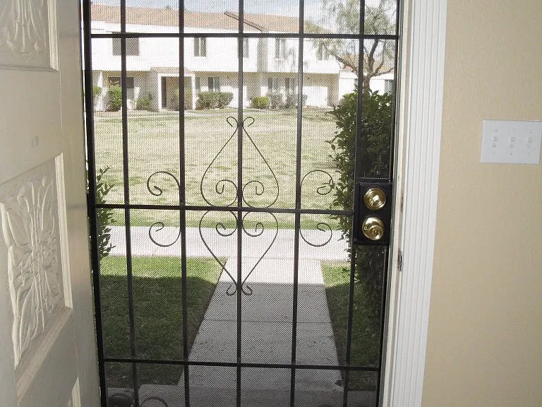 6523 S La Corta Dr — Photo 5