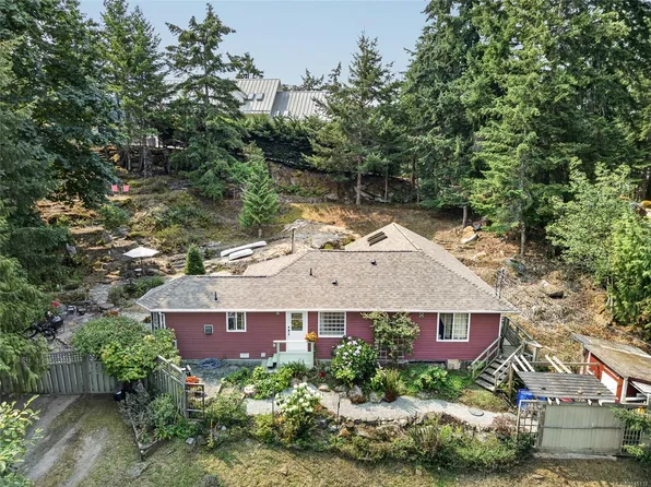 211 Quarry Dr, Saltspring Island, BC V8K 1J2