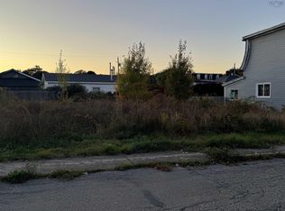 11 Columbia St, Cape Breton, NS B2A 1W4