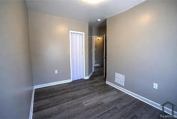 25 Maynard Ct — Photo 7