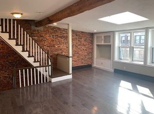 355 Hanover St #5, Boston, MA 02113